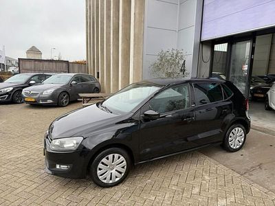 Zwart (metallic) Gebruikt 2011 VW Polo Style Hatchback | € 3.950 (Goede deal)