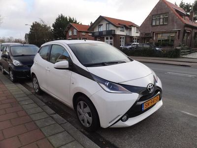 tweedehands Toyota Aygo 1.0 VVT-i x-play