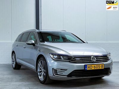 Occasion VW Passat Highline 157 PK (115 kW) 2015 Grijs (metallic) Stationwagen