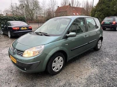 Groen Gebruikt 2006 Renault Scénic II Expression MPV | € 2.295 (Eerlijke prijs)
