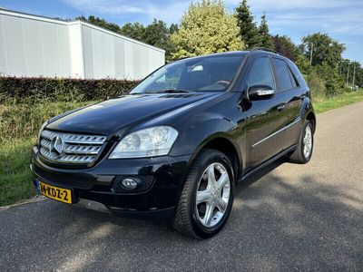 Mercedes ML320