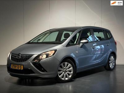 Grijs Occasion 2015 Opel Zafira Tourer MPV | € 7.850 (Eerlijke prijs)