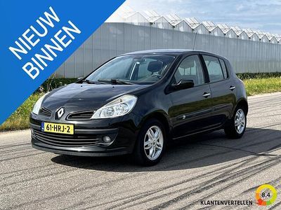 Occasion Renault Clio II Dynamique 101 PK (74 kW) 2009 Zwart Hatchback