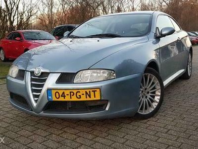 Blauw Gebruikt 2004 Alfa Romeo GT Distinctive Coupé | € 2.850