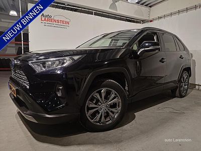 Zwart Gebruikt 2022 Toyota RAV4 Style SUV | € 34.850 (Goede deal)