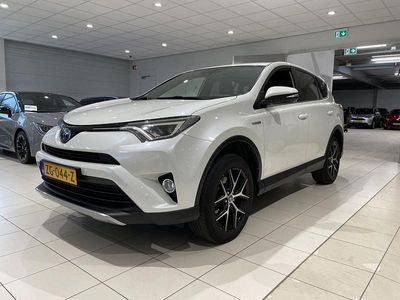 Wit Gebruikt 2017 Toyota RAV4 Hybrid Style SUV | € 24.950 (Eerlijke prijs)