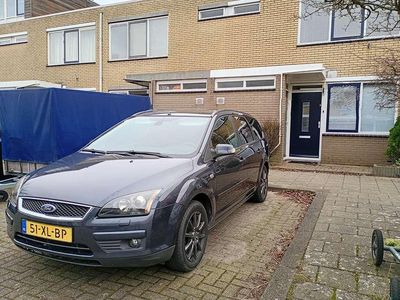 Grijs Occasion 2007 Ford Focus Titanium Stationwagen | € 1.795 (Eerlijke prijs)