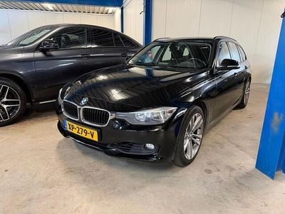 Zwart Occasion 2014 BMW 328 Stationwagen | € 10.495 (Eerlijke prijs)