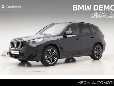 Zwart Gebruikt 2024 BMW X1 Comfort Edition SUV | € 44.895 (Eerlijke prijs)