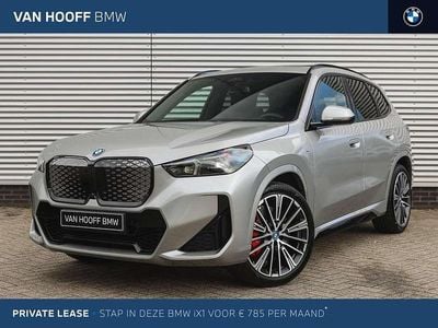 Spacesilber Nieuw 2025 BMW iX1 M Sport SUV | € 65.818