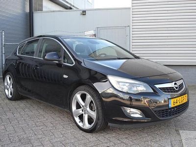 Zwart Occasion 2010 Opel Astra Sport Hatchback | € 3.499 (Duur)