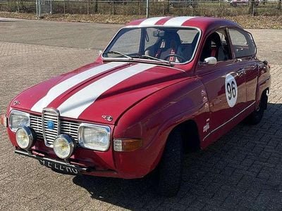 Rood Gebruikt 1969 Saab 96 Sedan | € 7.850