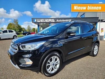 Zwart Gebruikt 2018 Ford Kuga Titanium SUV | € 17.450 (Eerlijke prijs)