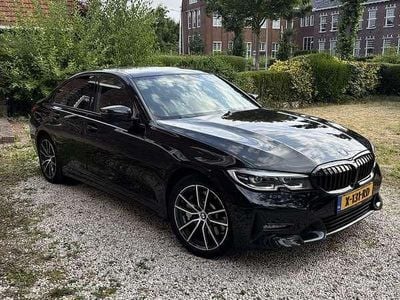 BMW 330e