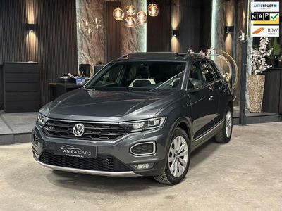 Grijs Occasion 2018 VW T-Roc R-line SUV | € 29.999