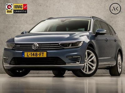 Blauw Gebruikt 2017 VW Passat GTE Stationwagen | € 19.945 (Eerlijke prijs)