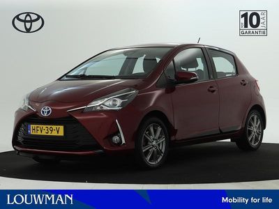 Rood Gebruikt 2018 Toyota Yaris Hybrid Plus Hatchback | € 16.745 (Eerlijke prijs)