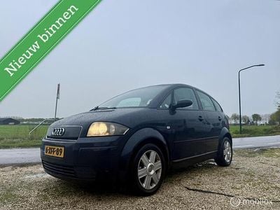 Blauw Gebruikt 2002 Audi A2 Hatchback | € 1.495 (Eerlijke prijs)