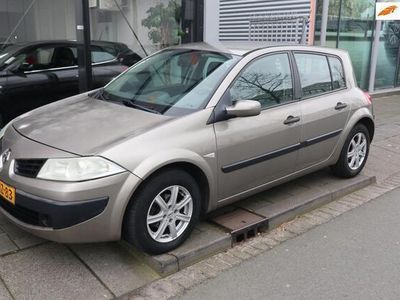 tweedehands Renault Mégane II 1.4-16V Authentique