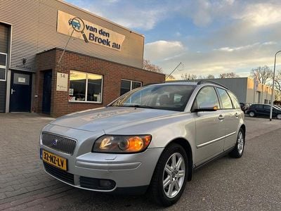 Grijs (metallic) Gebruikt 2004 Volvo V50 Stationwagen | € 2.450 (Goede deal)