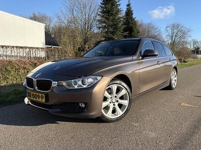 Bruin Gebruikt 2014 BMW 316 Executive Stationwagen | € 7.450 (Super prijs)