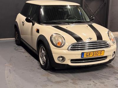Wit Gebruikt 2008 Mini ONE Hatchback | € 2.199 (Eerlijke prijs)