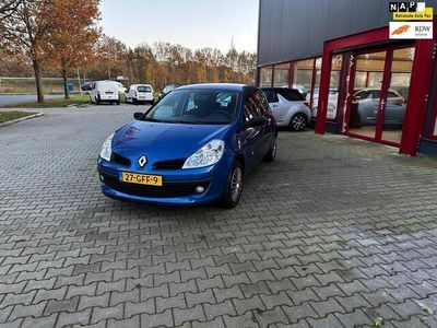 tweedehands Renault Clio R.S. 1.2-16V Special Line / 5-D / Airco /