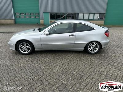 tweedehands Mercedes C220 CDI ROESTVRIJ!!