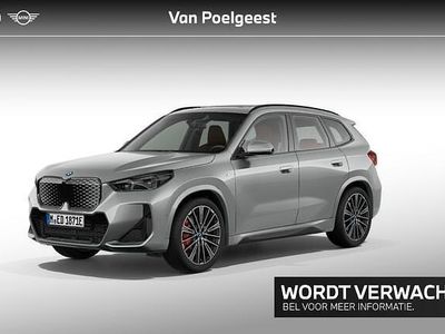 Grijs (metallic) Occasion 2025 BMW iX1 M Sport SUV | € 48.900 (Eerlijke prijs)