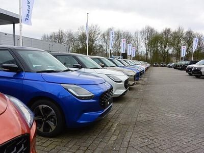 Oranje Nieuw 2026 Suzuki Swift Comfort Hatchback | € 20.950