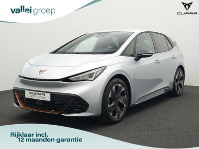 Zilver Gebruikt 2023 Cupra Born Hatchback | € 30.900 (Iets duurder)