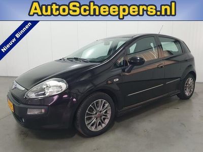 Zwart Gebruikt 2011 Fiat Punto Evo Dynamic Hatchback | € 1.995 (Eerlijke prijs)