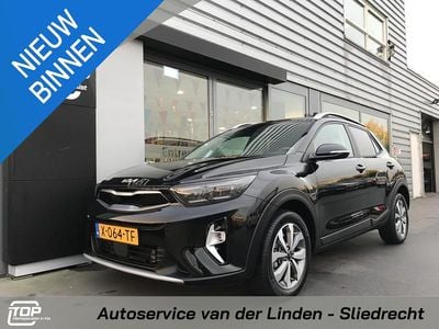 Zwart Gebruikt 2024 Kia Stonic SUV | € 23.450 (Eerlijke prijs)