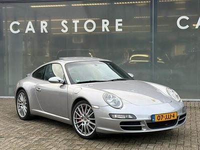 Grijs Occasion 2004 Porsche 911 Carrera S Coupé | € 39.950 (Goede deal)