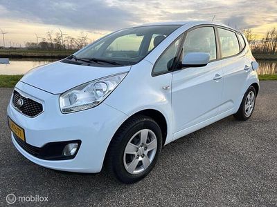 Wit Occasion 2013 Kia Venga Plus Hatchback | € 6.900 (Eerlijke prijs)
