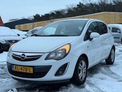 Wit Occasion 2014 Opel Corsa Business Hatchback | € 4.995 (Goede deal)