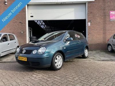 tweedehands VW Polo 1.4-16V Highline | Automaat | Cruisecontrol | Jaar APK