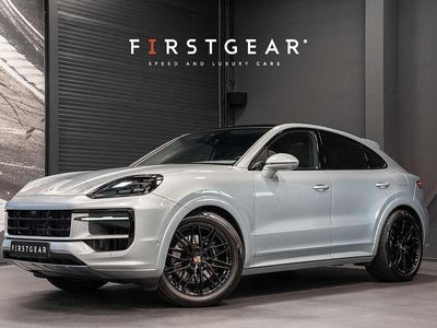 Zilver (metallic) Occasion 2025 Porsche Cayenne Sport SUV | € 124.900 (Goede deal)