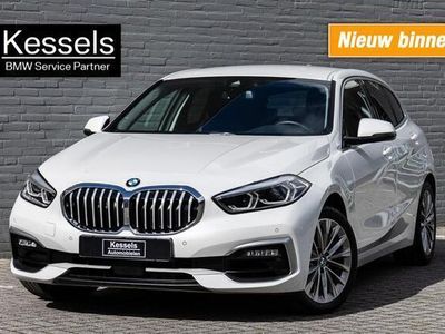 tweedehands BMW 118 1-SERIE i / Luxury Line / Trekhaak / Stoelverwarming / LED