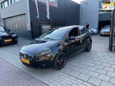 Zwart, metallic lak Gebruikt 2006 Fiat Grande Punto Active Hatchback | € 1.499 (Duur)