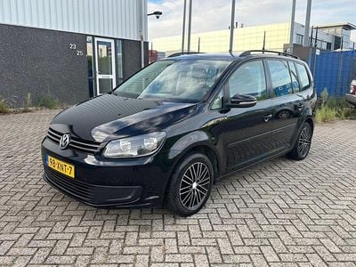 Zwart Gebruikt 2012 VW Touran Trendline MPV | € 4.999