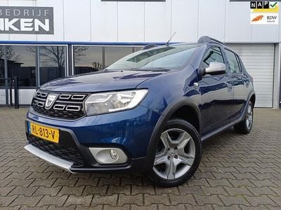 Blauw Gebruikt 2018 Dacia Sandero Stepway Hatchback | € 8.450 (Eerlijke prijs)