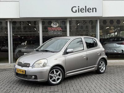 Grijs Gebruikt 2003 Toyota Yaris Sport Hatchback | € 5.400 (Duur)
