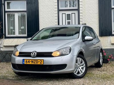 Grijs Gebruikt 2010 VW Golf VI Trendline Hatchback | € 4.150 (Eerlijke prijs)