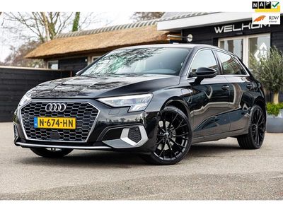 Zwart Occasion 2021 Audi A3 Business Hatchback | € 26.949 (Goede deal)