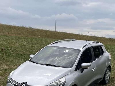 Grijs Gebruikt 2015 Renault Clio GrandTour Expression Stationwagen | € 5.495 (Duur)