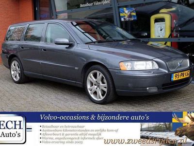 tweedehands Volvo V70 2.4 170 pk Edition II, Trekhaak, 17 inch, Stoelver