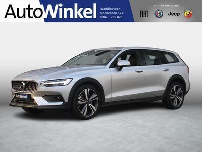 tweedehands Volvo V60 CC 2.0 B5 AWD Pro