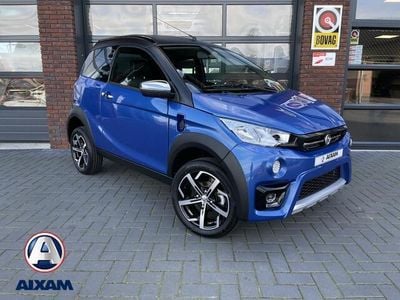 Blauw Gebruikt 2023 Aixam e-Crossover Premium | € 19.639