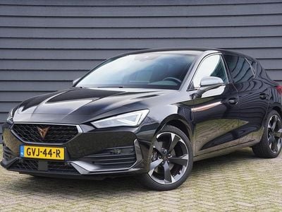 Zwart Gebruikt 2023 Cupra Leon VZ Hatchback | € 27.900 (Goede deal)